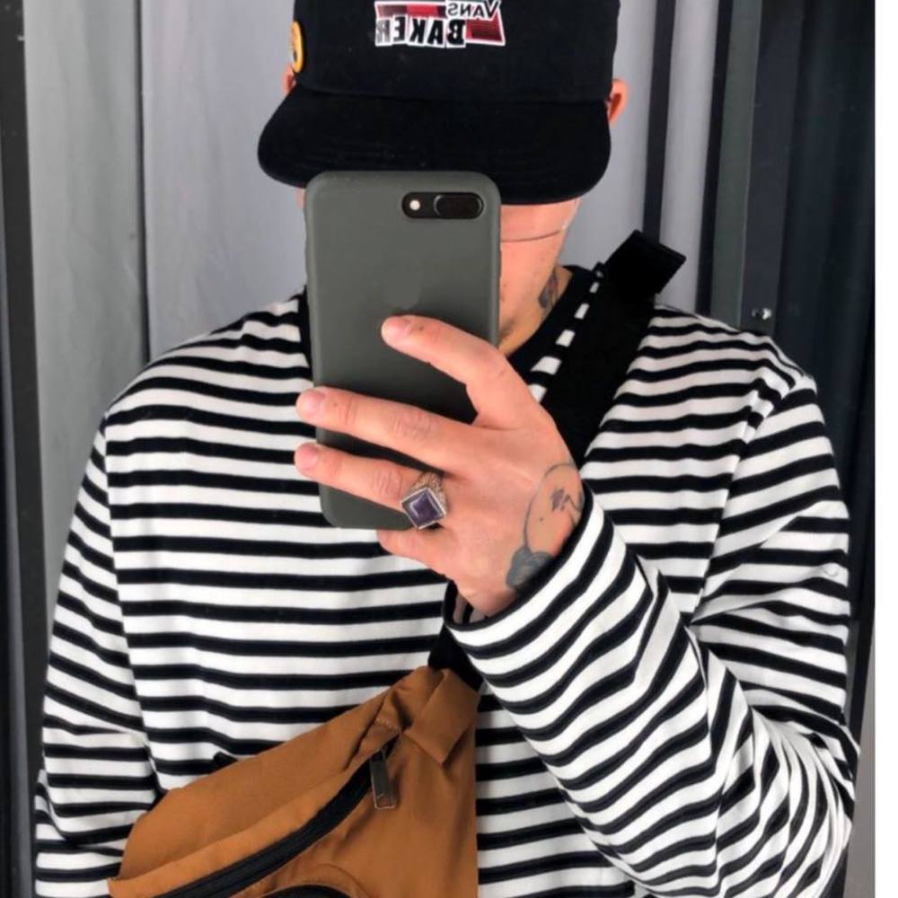 Meet your Posher, Godie